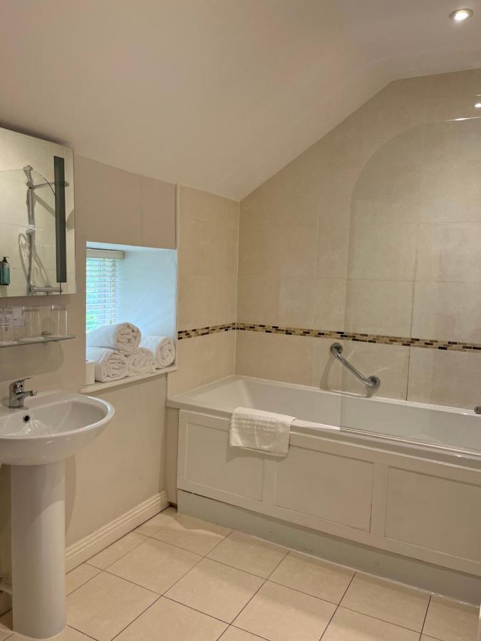 Leixlip Manor Hotel Экстерьер фото