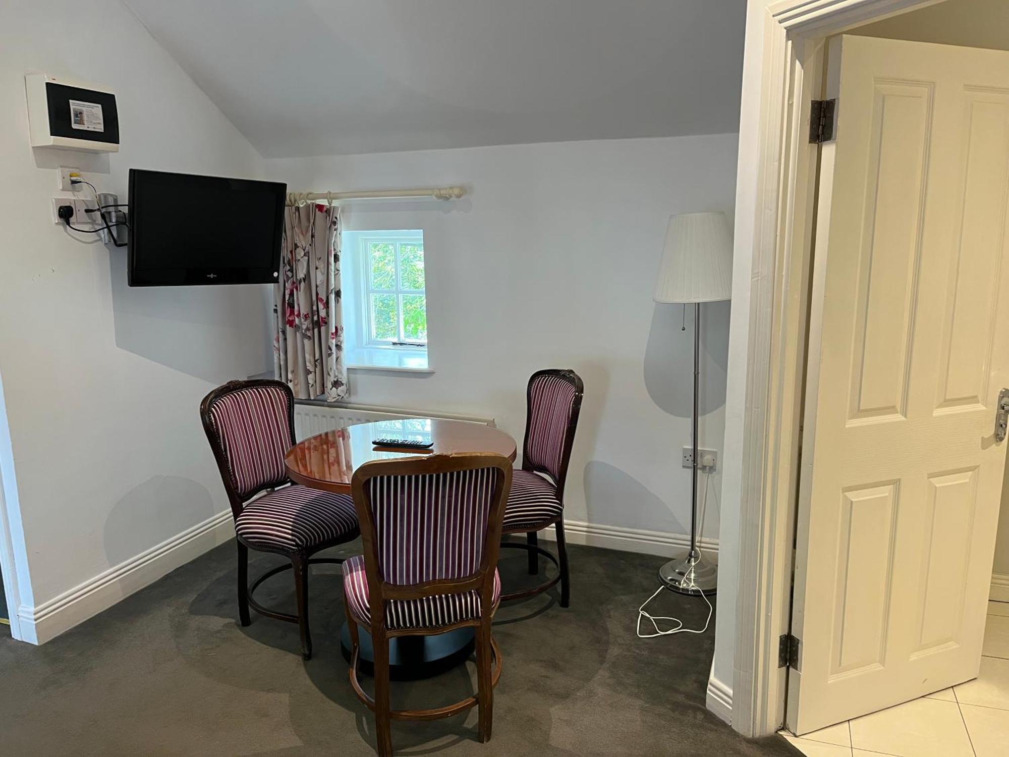 Leixlip Manor Hotel Экстерьер фото